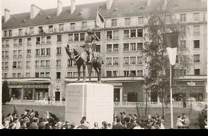 09 STATUE DE JEANNE D ARC A CAEN